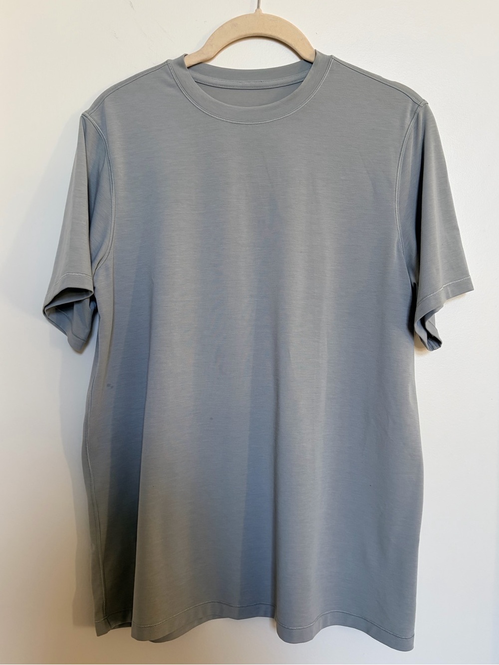 Lululemon! Jersey Train Short Sleeve T-Shirt - Jade Gray - Picture 4 of 6